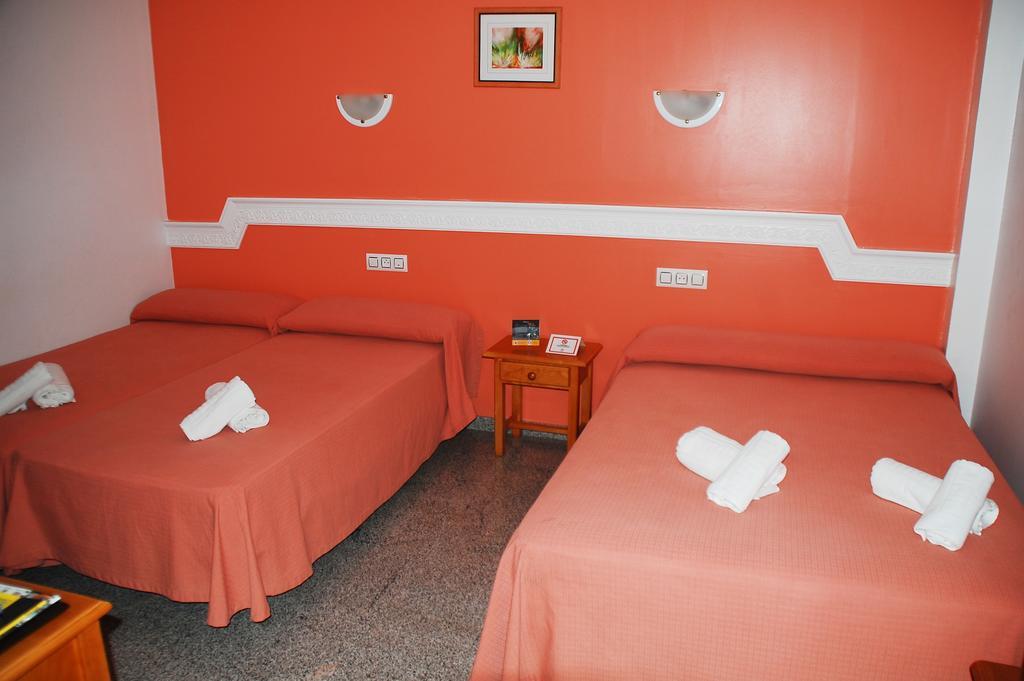 Hostal Mary Tere Salobreña Zewnętrze zdjęcie