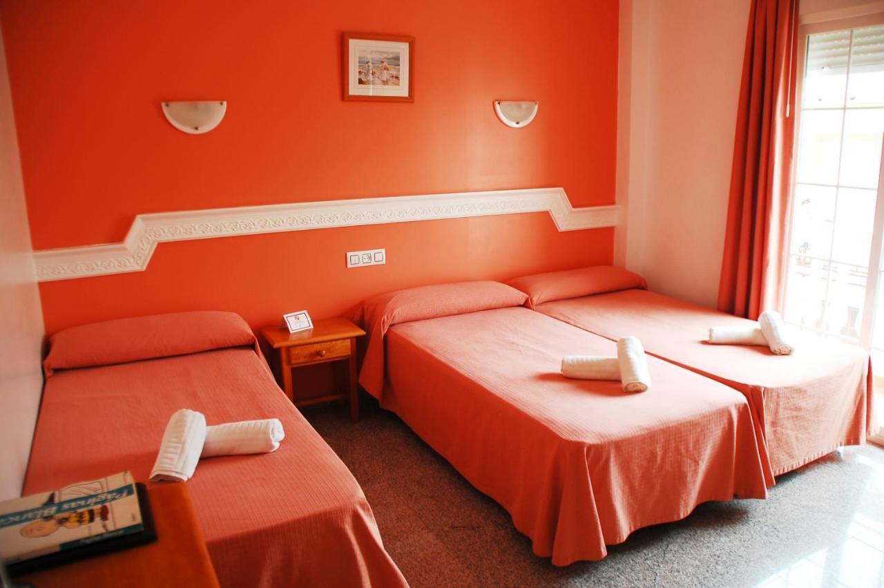 Hostal Mary Tere Salobreña Zewnętrze zdjęcie